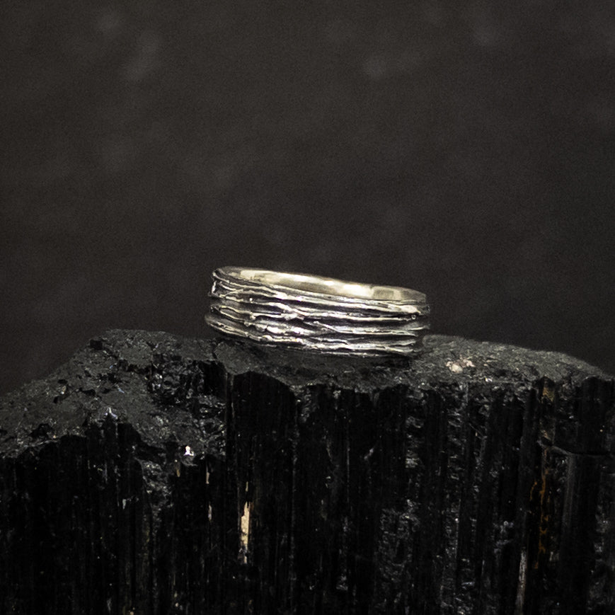 Tree Bark Ring in Palladium Sterling Silver - Size 5 - 5mm wide