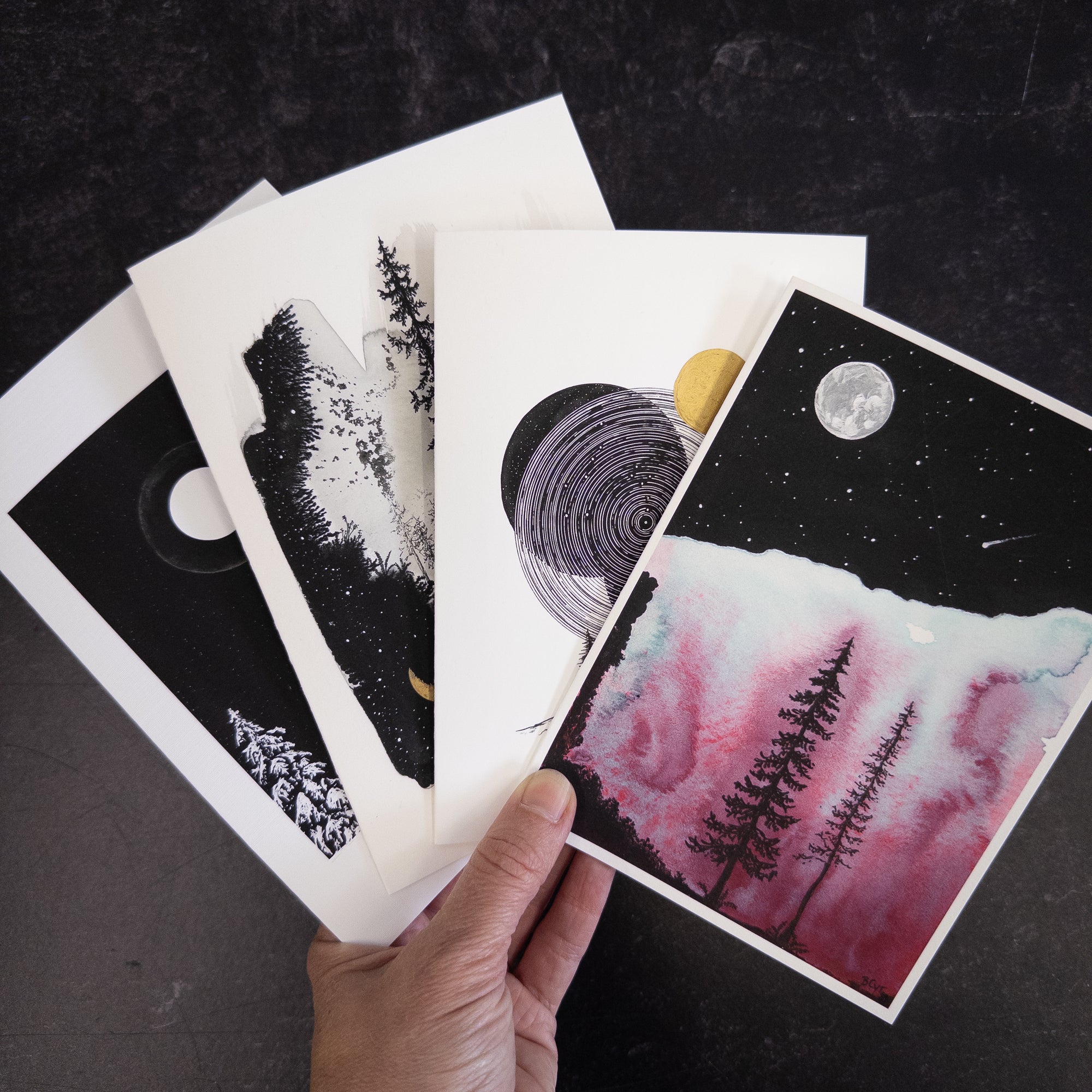 Monthly mailing - Print + notecard or postcard