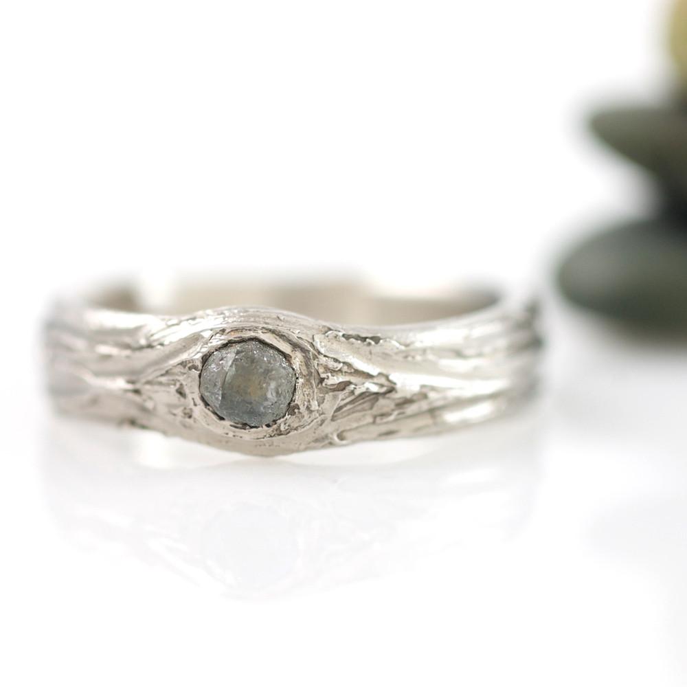 Tree Bark Love Knot Ring with Rough Sapphire in Palladium/Silver - size 5 - Ready to Ship - Beth Cyr Handmade Jewelry