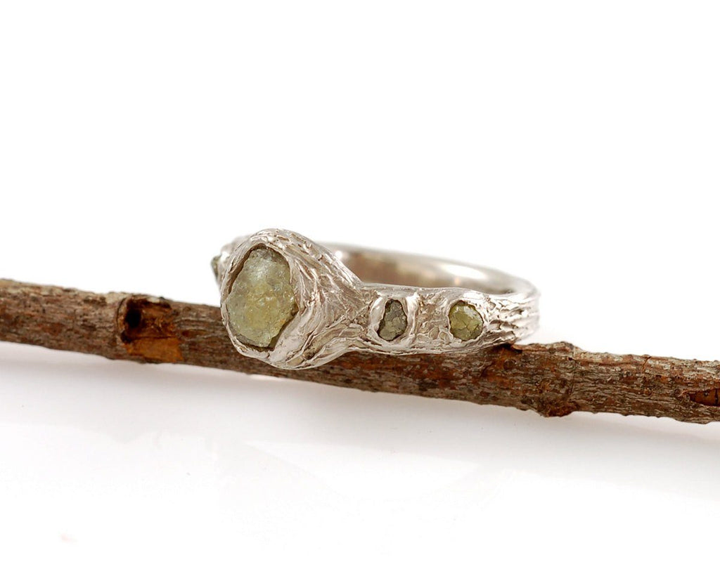 Tree Bark Love Knot Ring with Rough Sapphire and Diamonds in Palladium/Silver - size 7 - Ready to Ship - Beth Cyr Handmade Jewelry