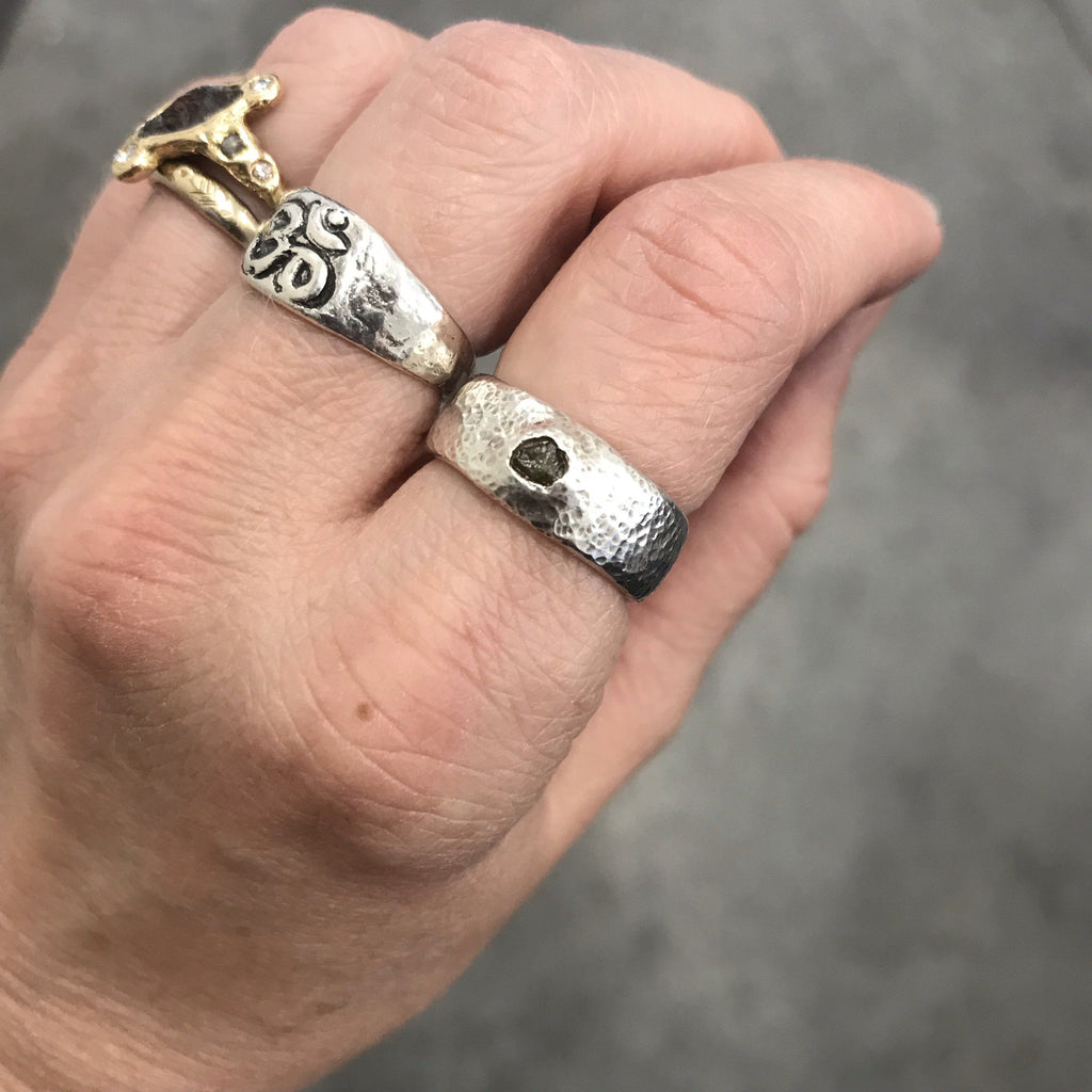 Tiny Hammered Dimpled Band with Rough Diamond in Palladium Sterling Silver - size 5.5 - Ready to Ship - Beth Cyr Handmade Jewelry