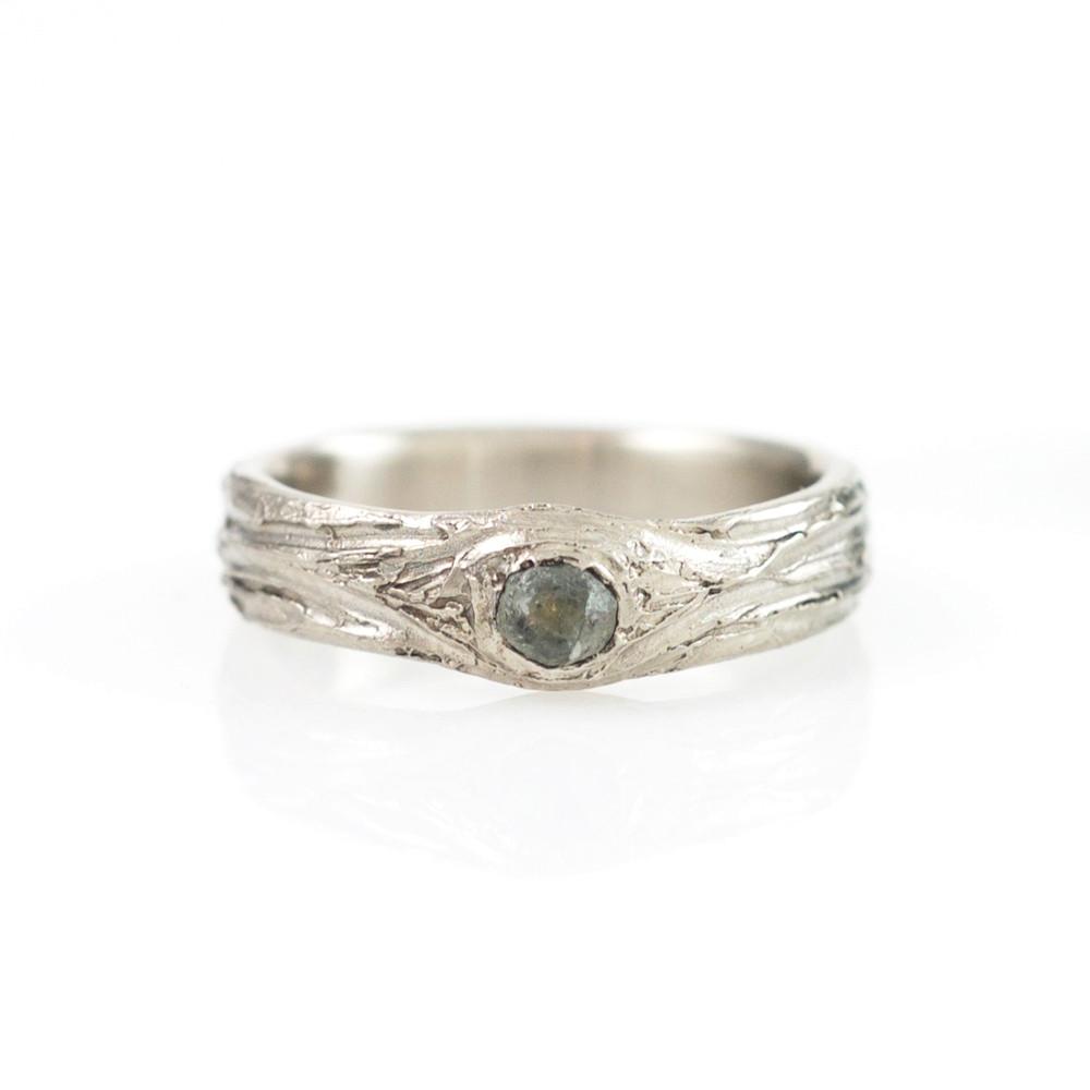 Tree Bark Love Knot Ring with Rough Sapphire in Palladium/Silver - size 5 - Ready to Ship - Beth Cyr Handmade Jewelry